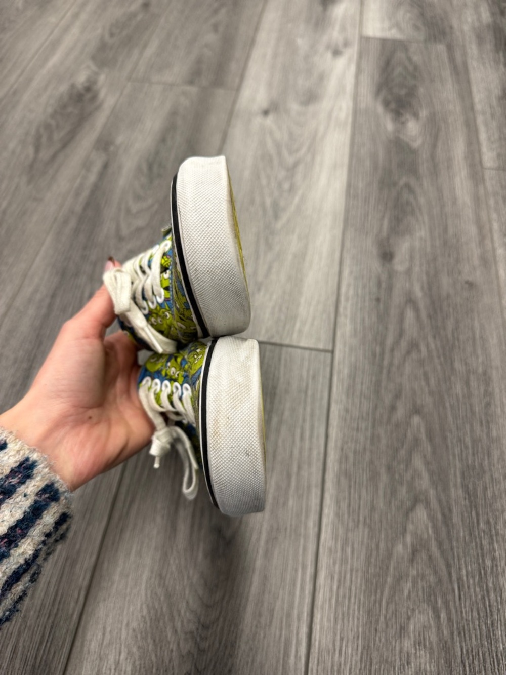 Toy Story Glow in the Dark VANS - Picture 2 of 8